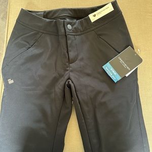 OberMeyer ski pant style is aspen size 4 SHORT